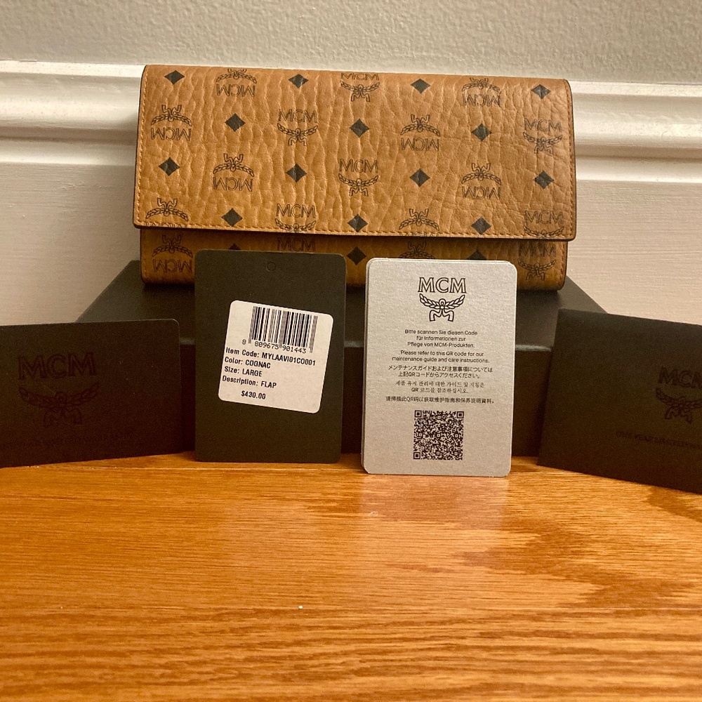 MCM Large Visetos Original Wallet